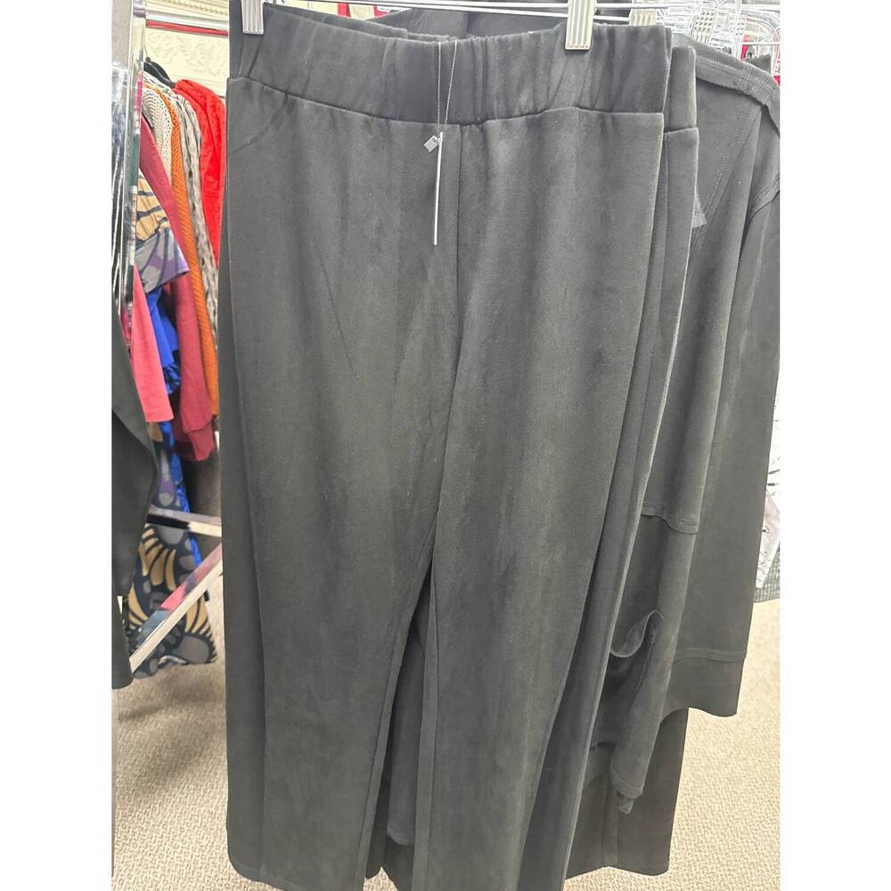 NEW TRUE BLUE women's ethyl suede leggings in black